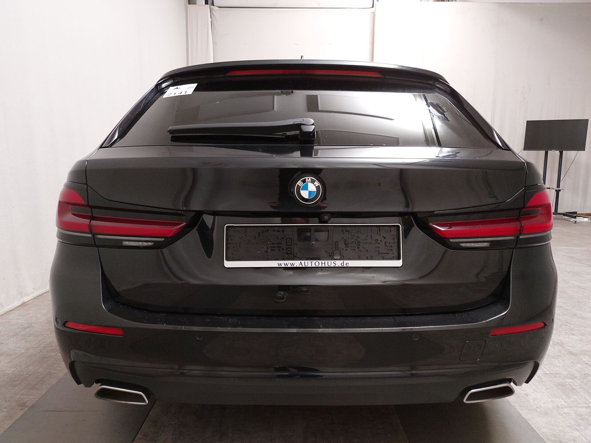 BMW 520d Touring Leder Navi LC Pro H-K Pano LED+ 6