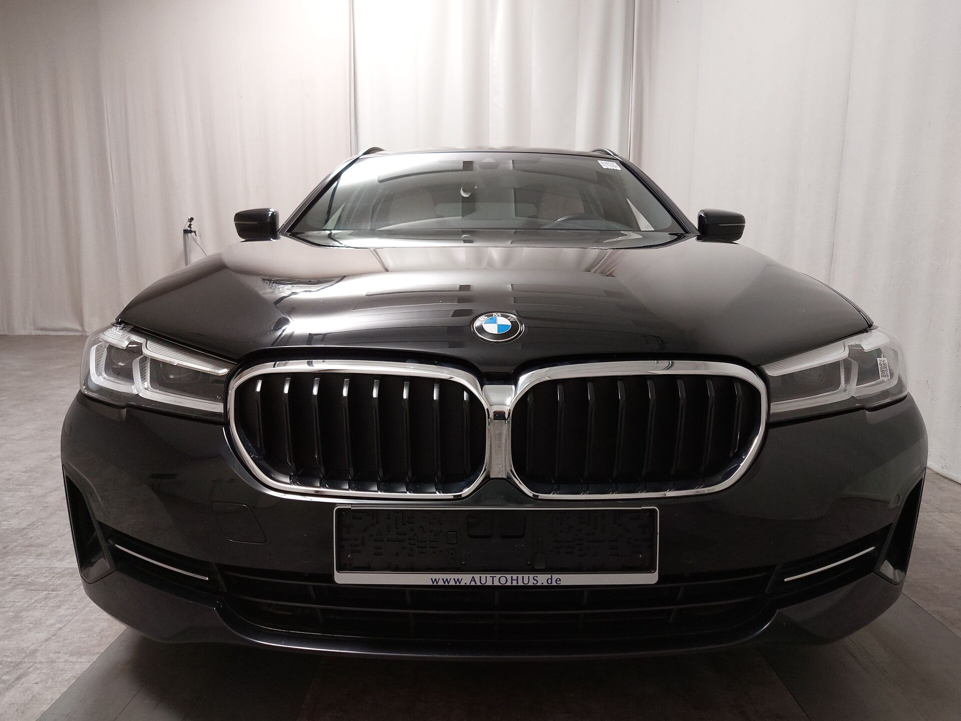 BMW 520d Touring Leder Navi LC Pro H-K Pano LED+ 5