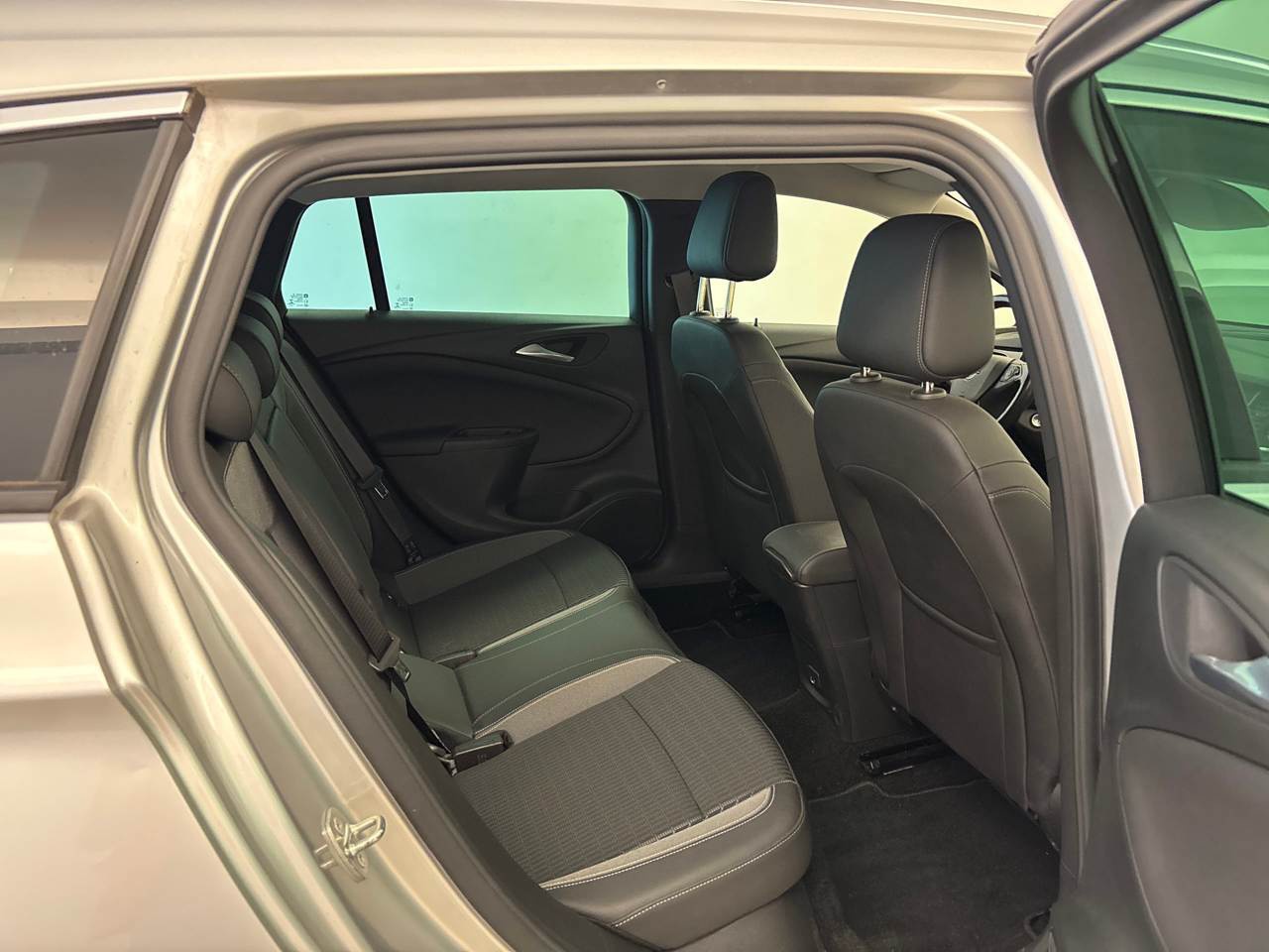 Opel Astra ST 1.5 D Elegance NAVI SHZ LED RFK LENKRADHZG 7