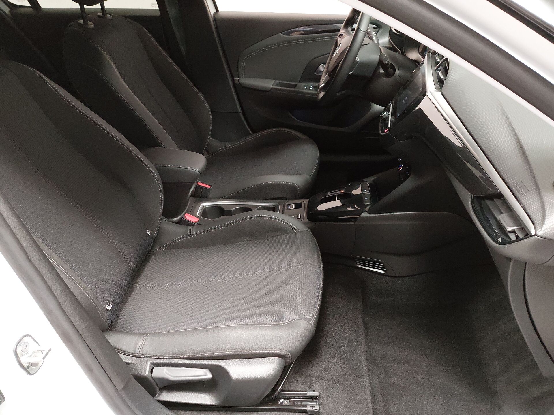 Opel Corsa Elegance T-Leder LED RFK 11