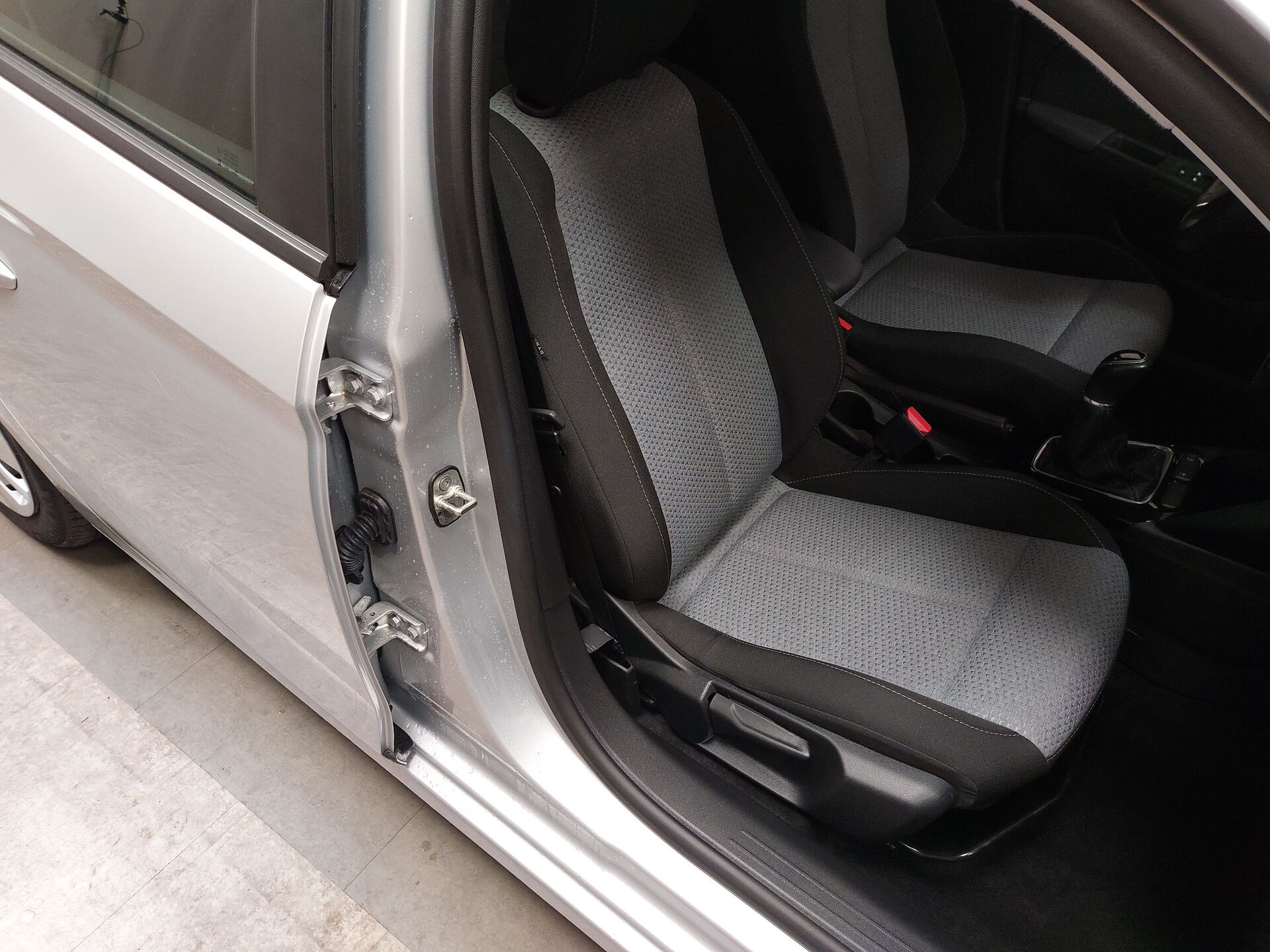 Opel Corsa 1.2 SHZ PDC KLIMA 11