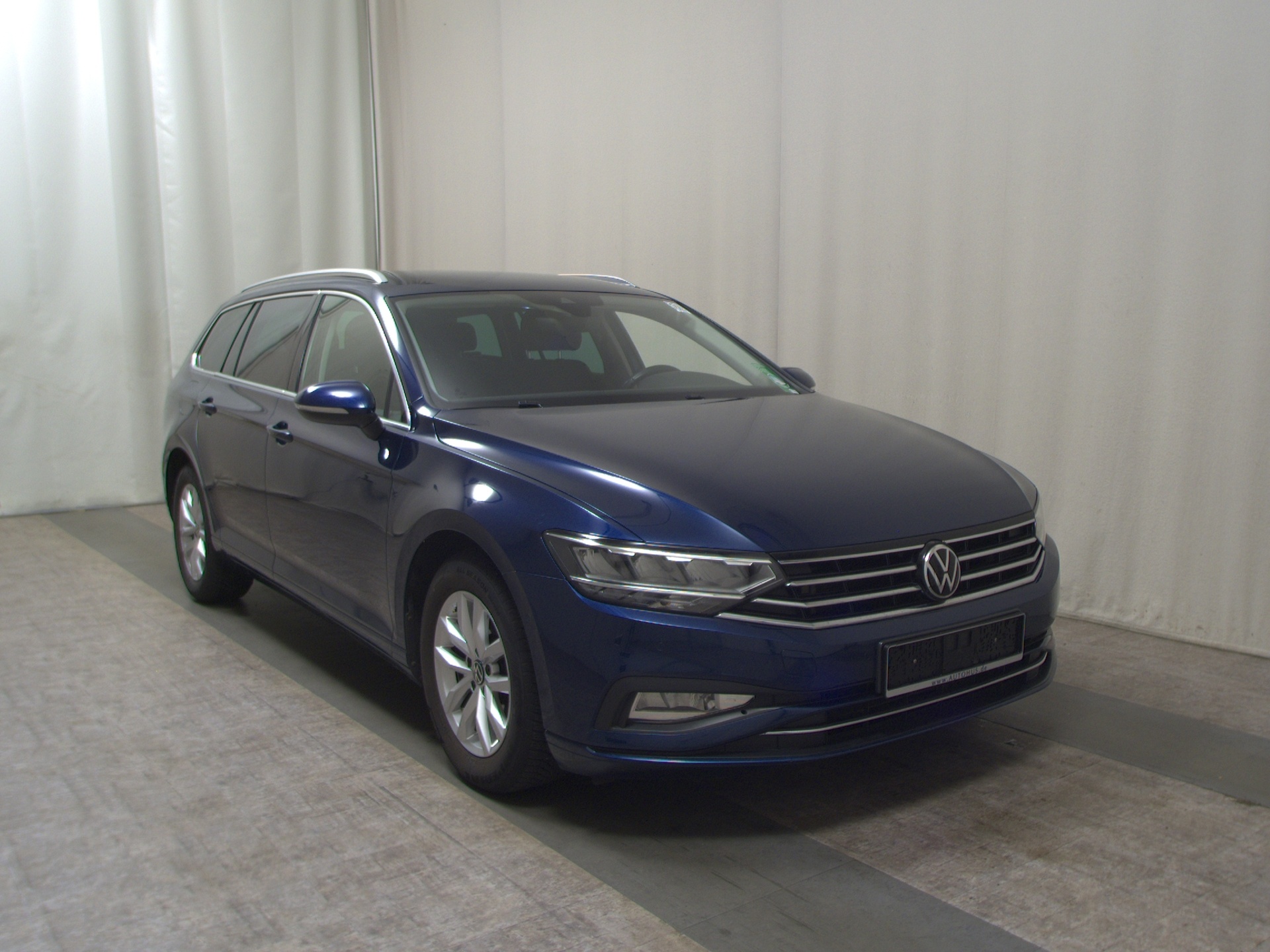 Volkswagen Passat Variant 2.0 TDI Business Navi LED RFK AHK 3