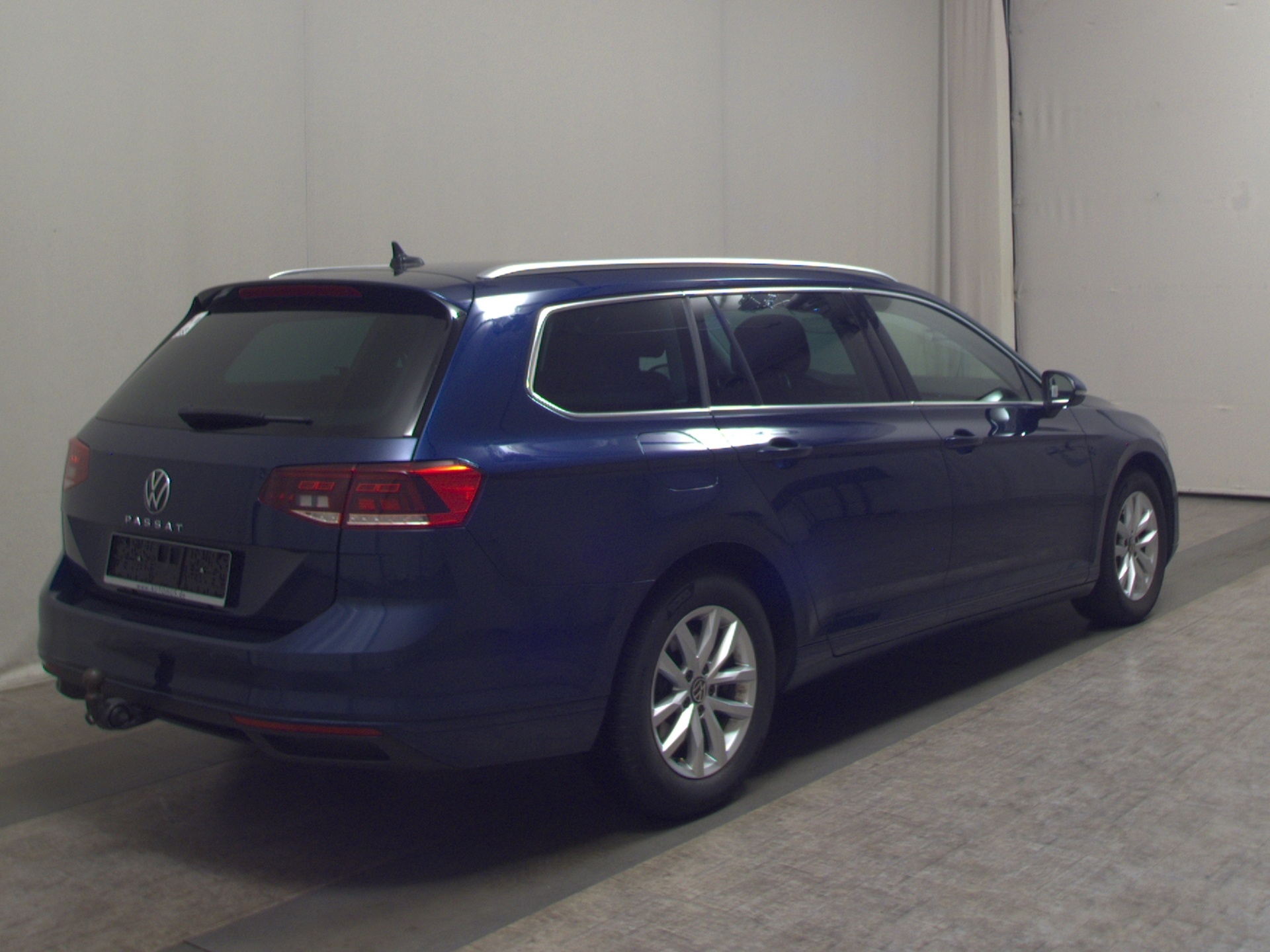 Volkswagen Passat Variant 2.0 TDI Business Navi LED RFK AHK 4