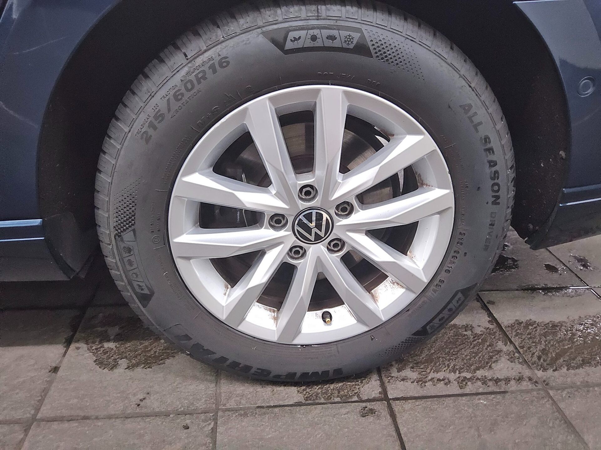 Volkswagen Passat Variant 2.0 TDI Business Navi LED RFK AHK 10