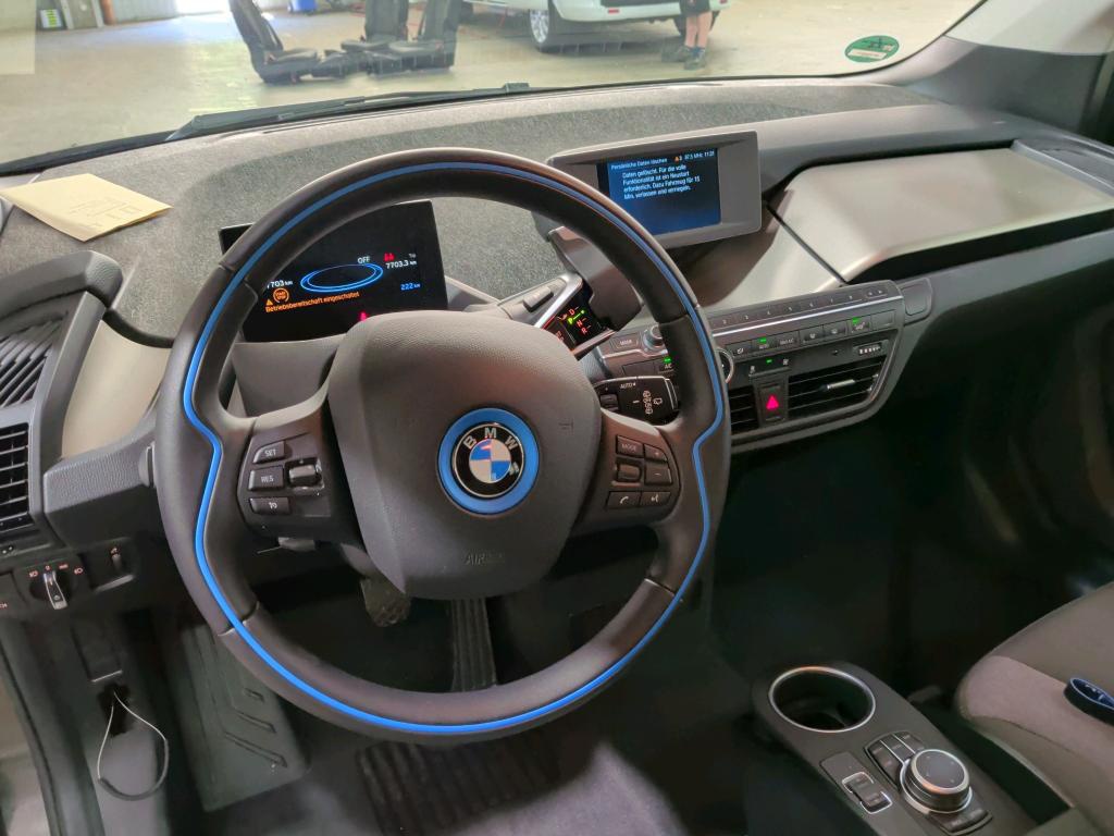 BMW i3 NAVI KLIMAAUT LED PDC MEMORY 6