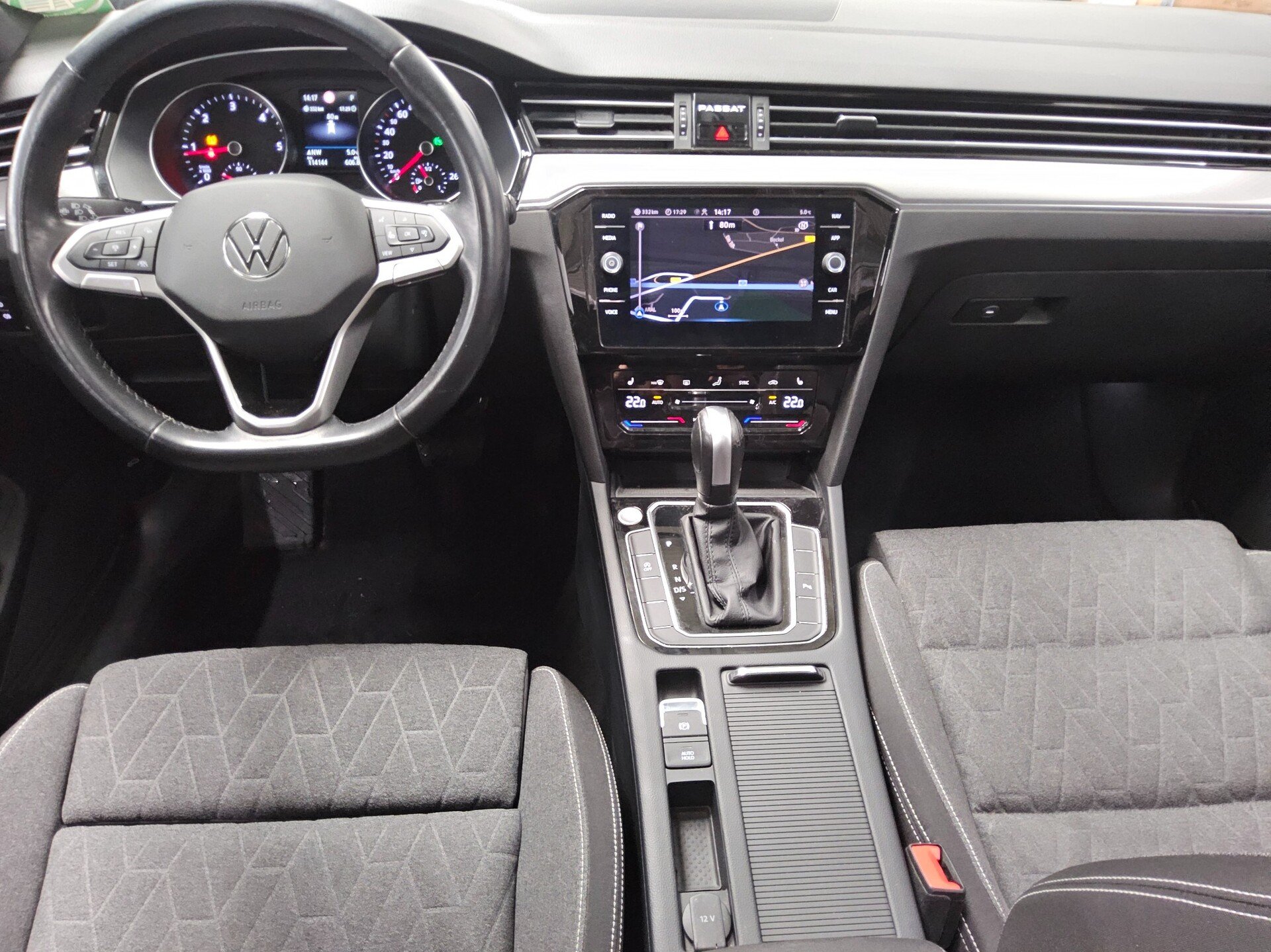 Volkswagen Passat Var. 2.0 TDI Business Navi LED Pano Sthzg RFK 5