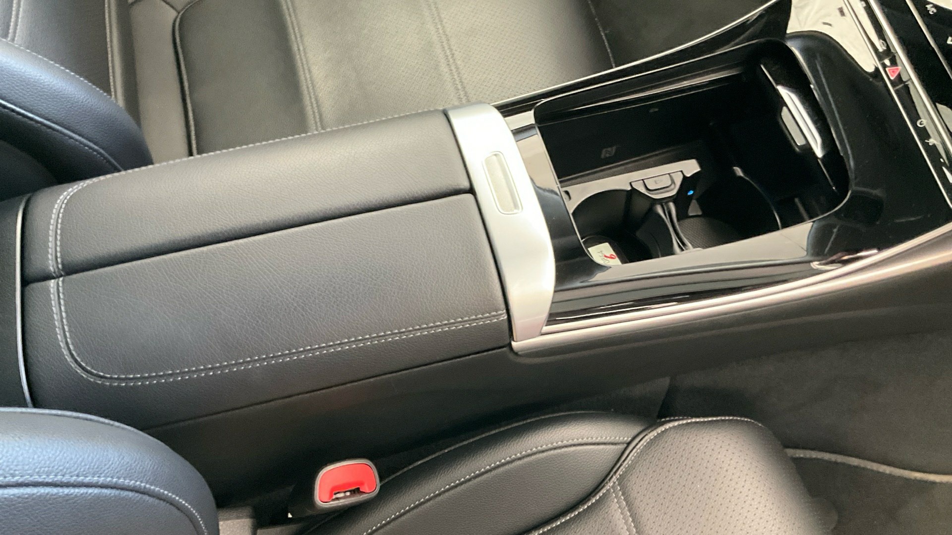 Mercedes-Benz C 220 T d Avantgarde Leder Navi LED AHK 7