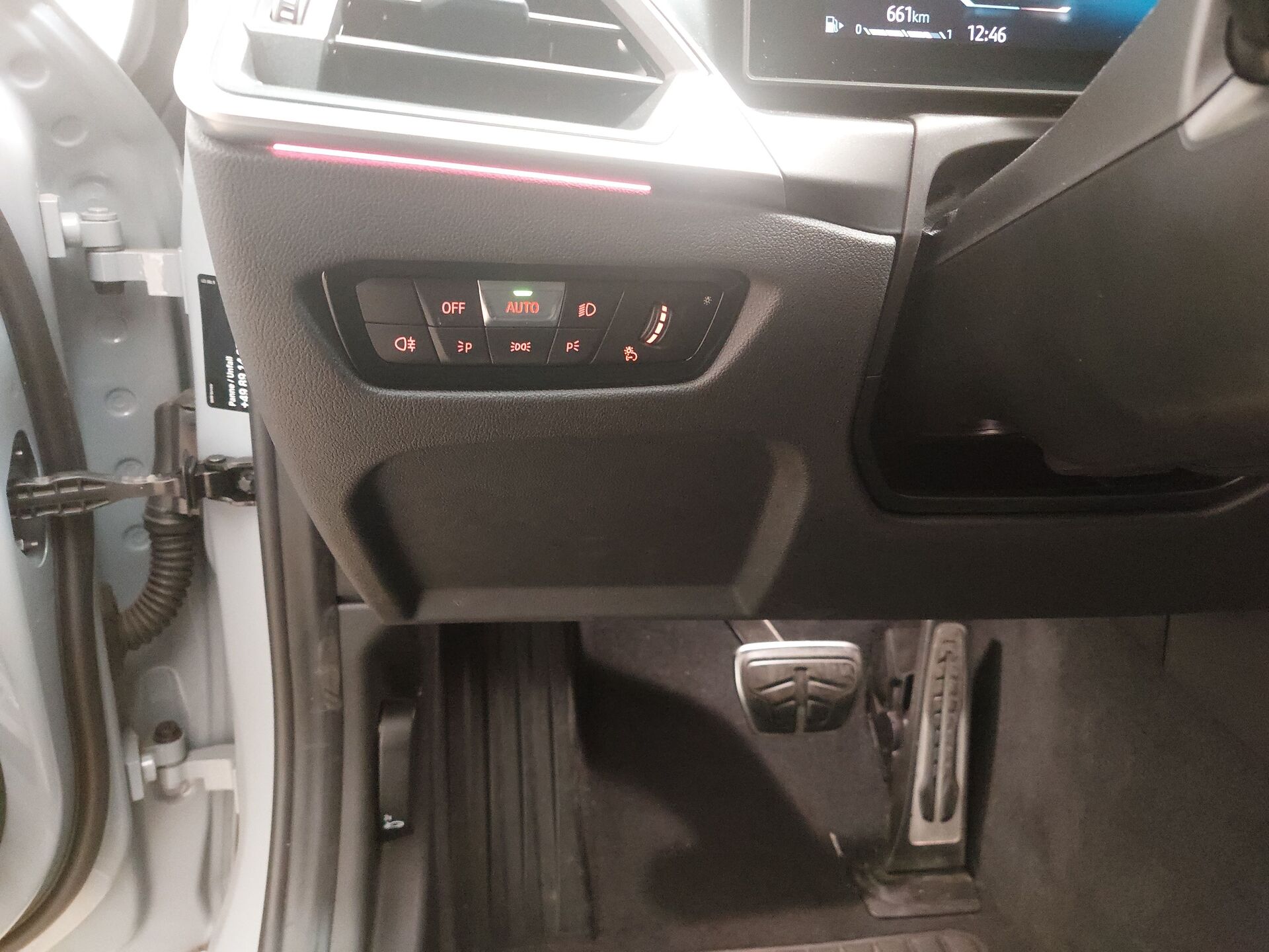 BMW 330dA Touring M-Sport Navi LED H-K RFK ACC 13