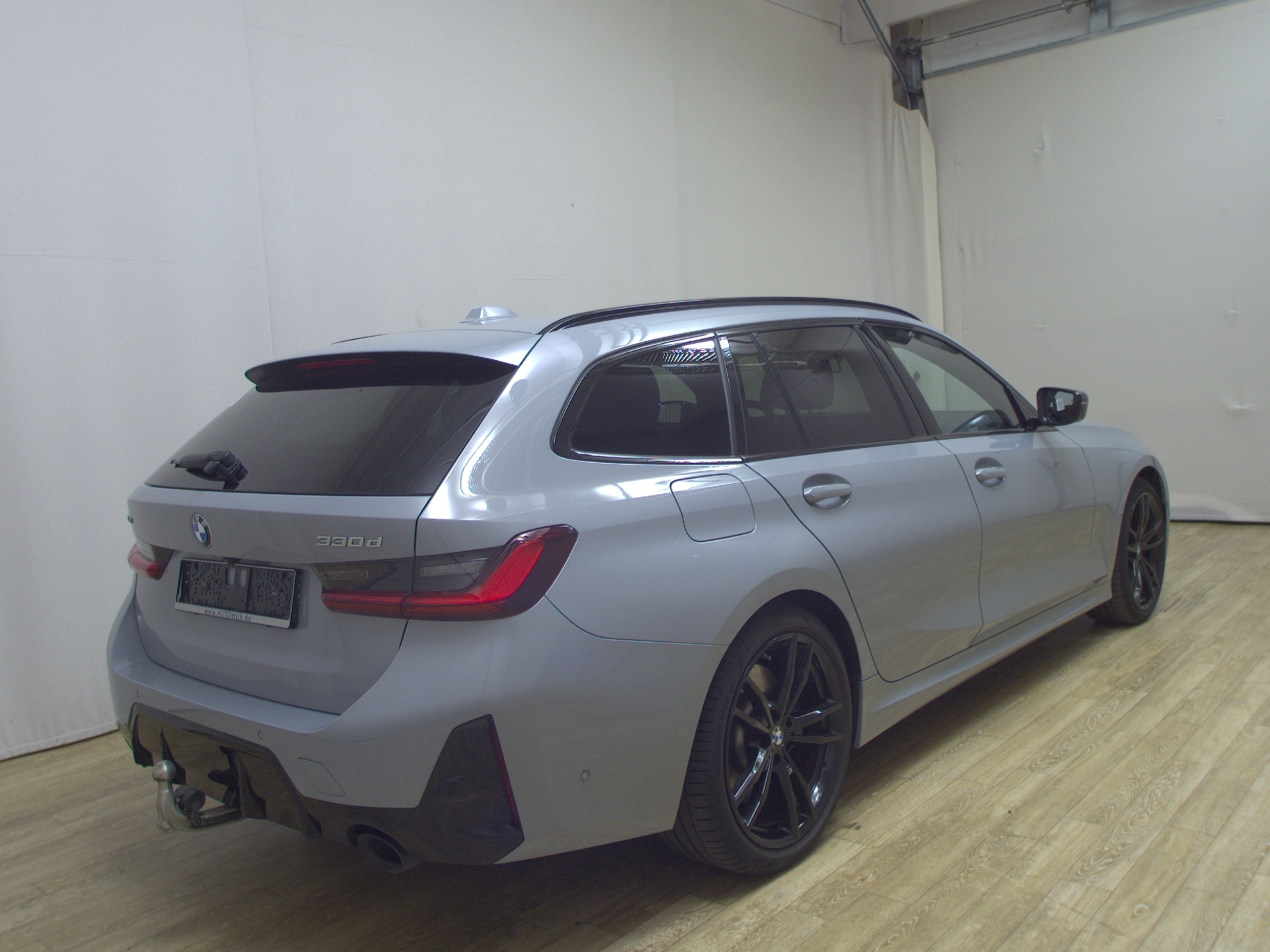 BMW 330dA Touring M-Sport Navi LED H-K RFK ACC 4