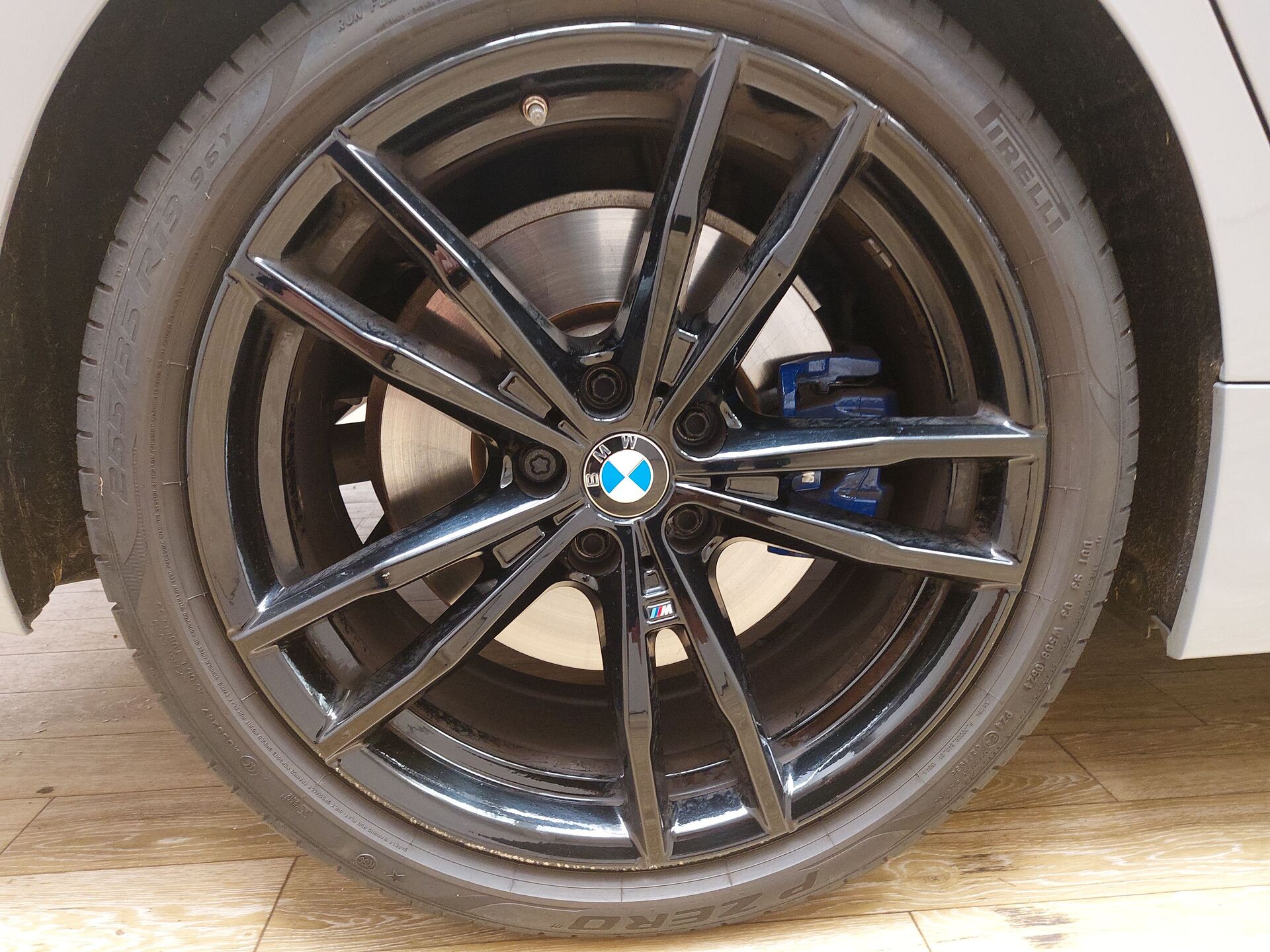 BMW 330dA Touring M-Sport Navi LED H-K RFK ACC 11