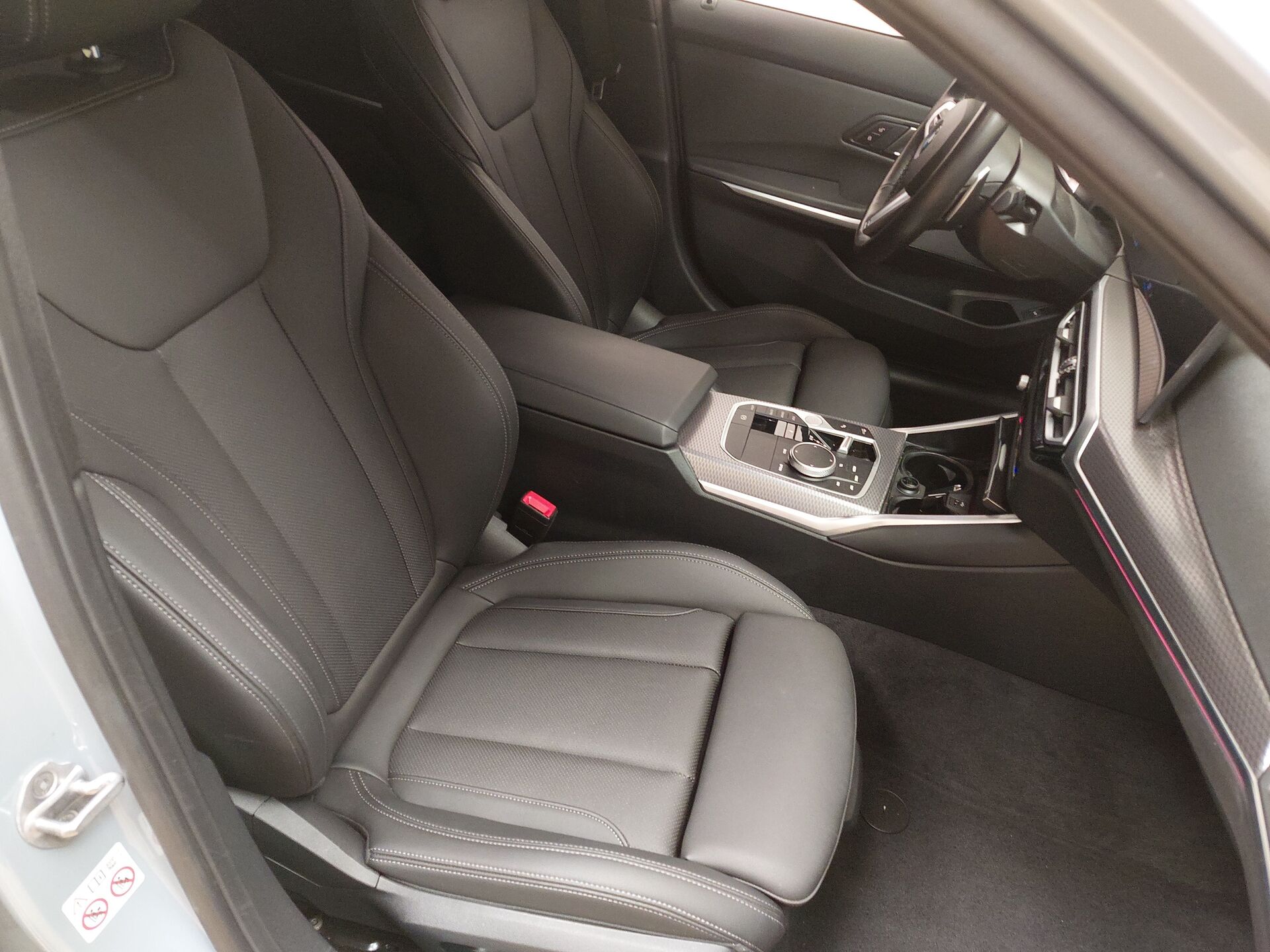 BMW 330dA Touring M-Sport Navi LED H-K RFK ACC 15