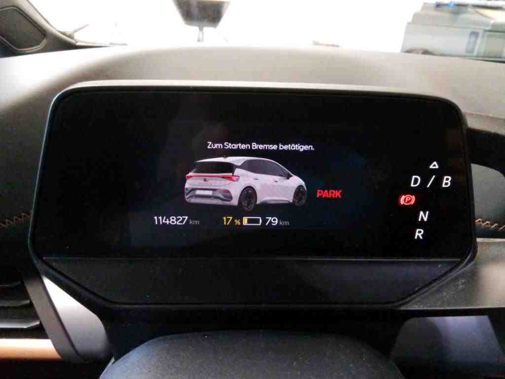 Cupra Born KLIMAAUT VIRTUAL PDC LED 9
