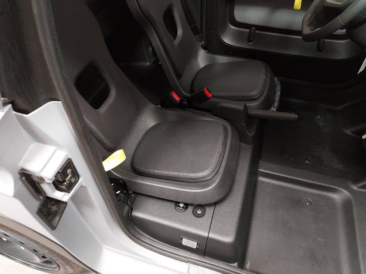 Opel Rocks-e Edition LED PANO 15