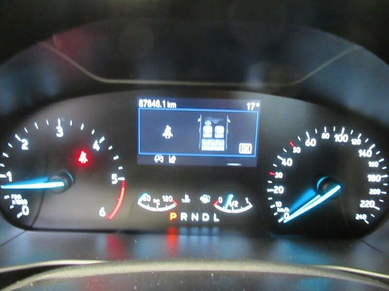 Ford Focus Turnier 1.5 EB Titanium NAVI KLIMAAUT LED SPORTSITZE PDC 4
