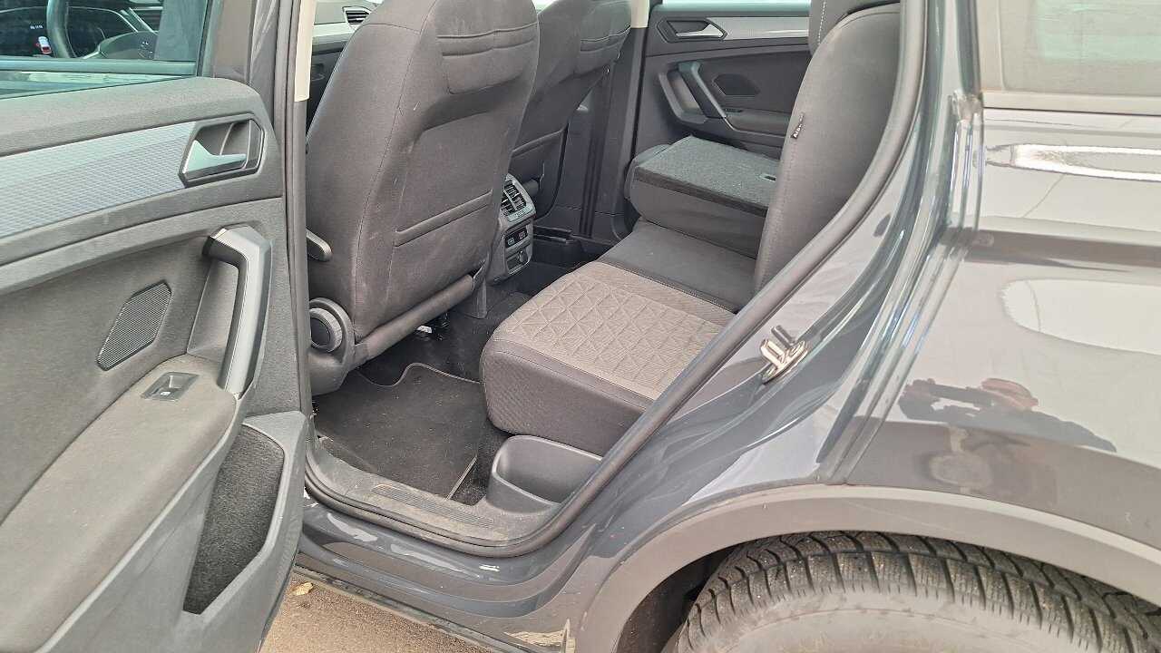 Volkswagen Tiguan 1.4 TSI eHybrid Life NAVI LED AID PANO SHZ 7