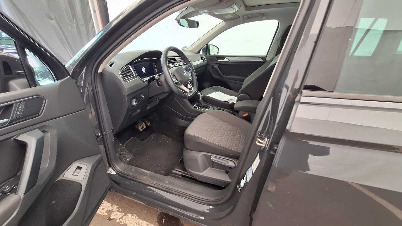 Volkswagen Tiguan 1.4 TSI eHybrid Life NAVI LED AID PANO SHZ 6