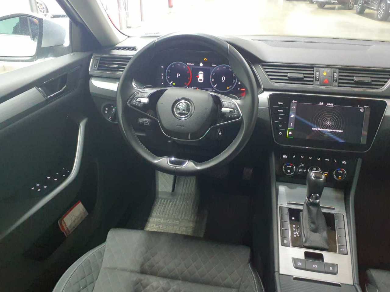 Skoda Superb Kombi 2.0 TDI Ambition NAVI LED VC SHZ STHZG 4