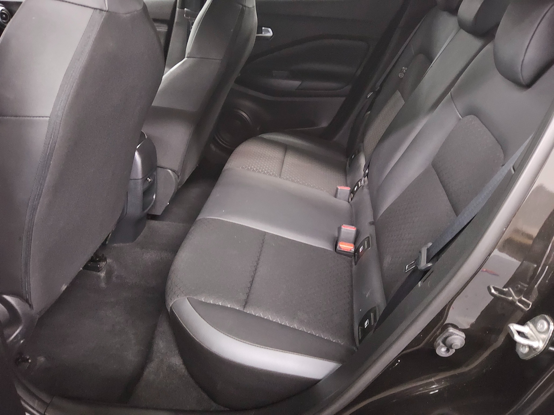 Nissan Juke 1.0 N-Connecta T-Leder Navi LED RfK PDC Shz 13