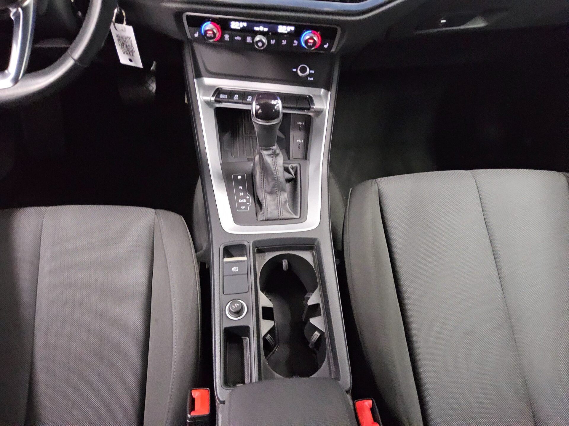 Audi Q3 Sportback 35 TDI Navi LED vc RFK 6