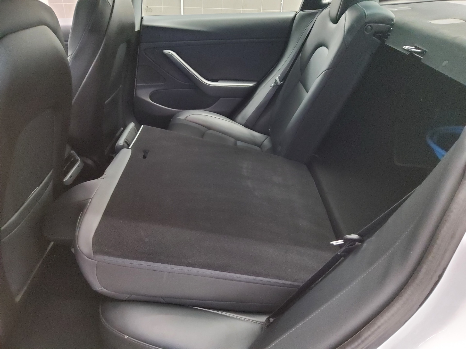 Tesla Model 3 Performance Dual AWD Leder Navi LED RFK 12