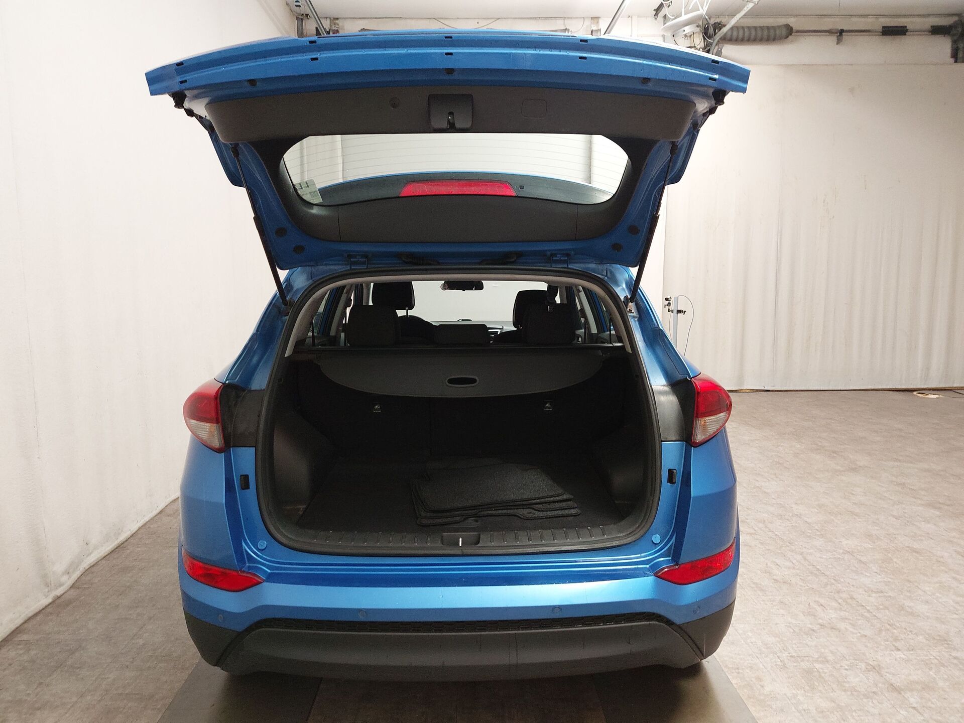 Hyundai Tucson 1.6 Trend Navi Tempomat PDC 15