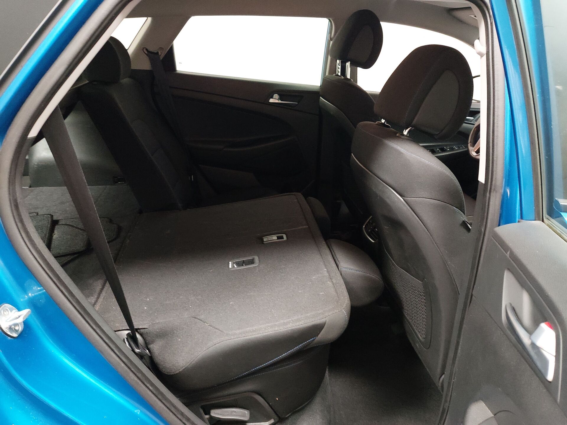 Hyundai Tucson 1.6 Trend Navi Tempomat PDC 14