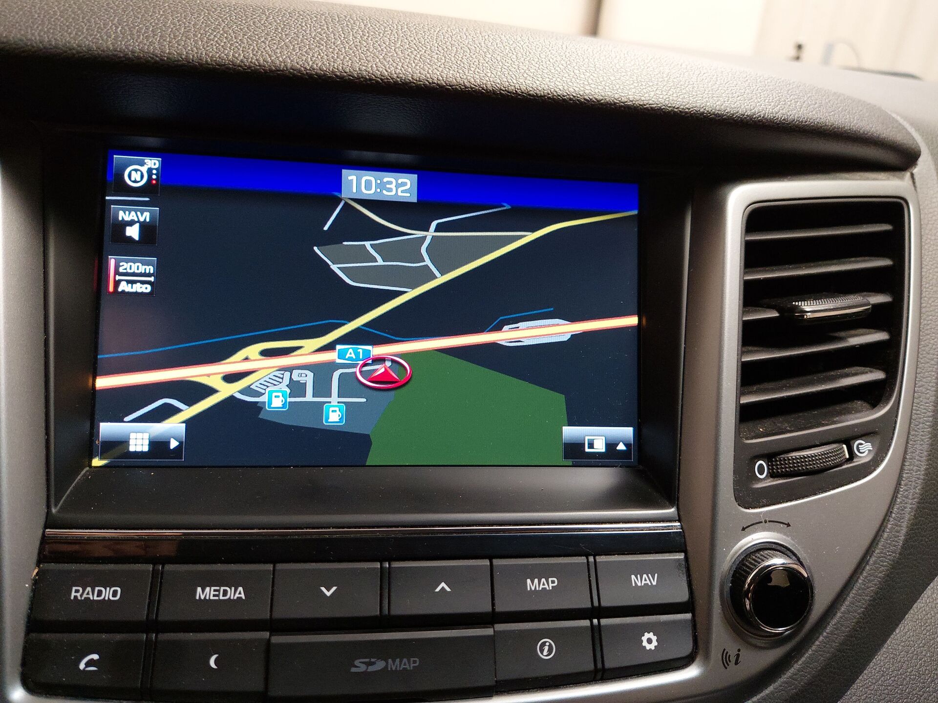 Hyundai Tucson 1.6 Trend Navi Tempomat PDC 18