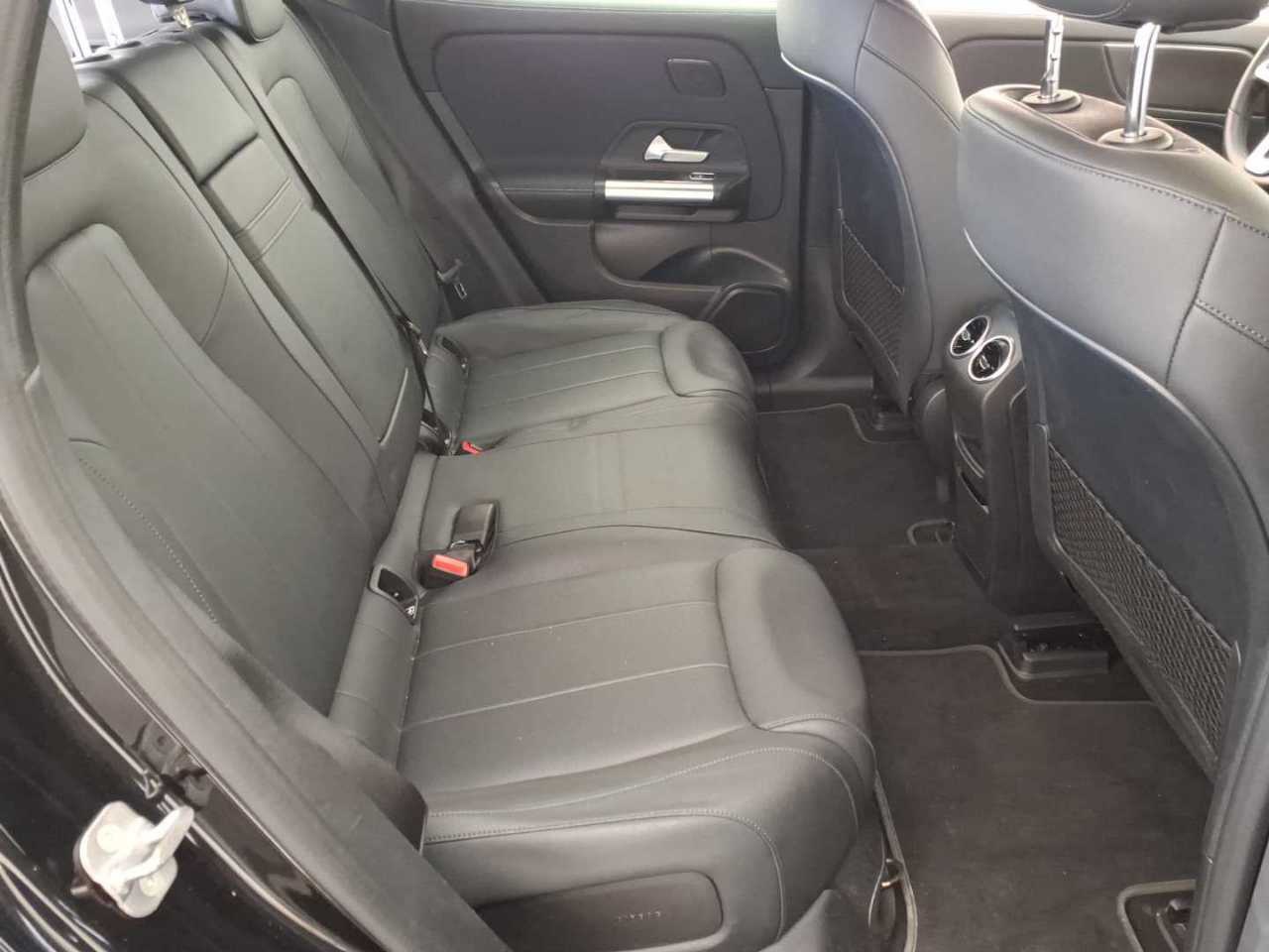 Mercedes-Benz EQA 250 Progressive NAVI LED LEDER PANO Sound 5