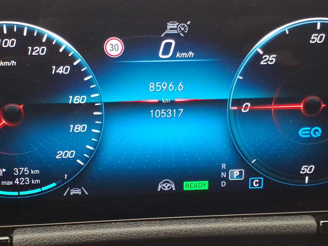 Mercedes-Benz EQA 250 Progressive NAVI LED LEDER PANO Sound 7