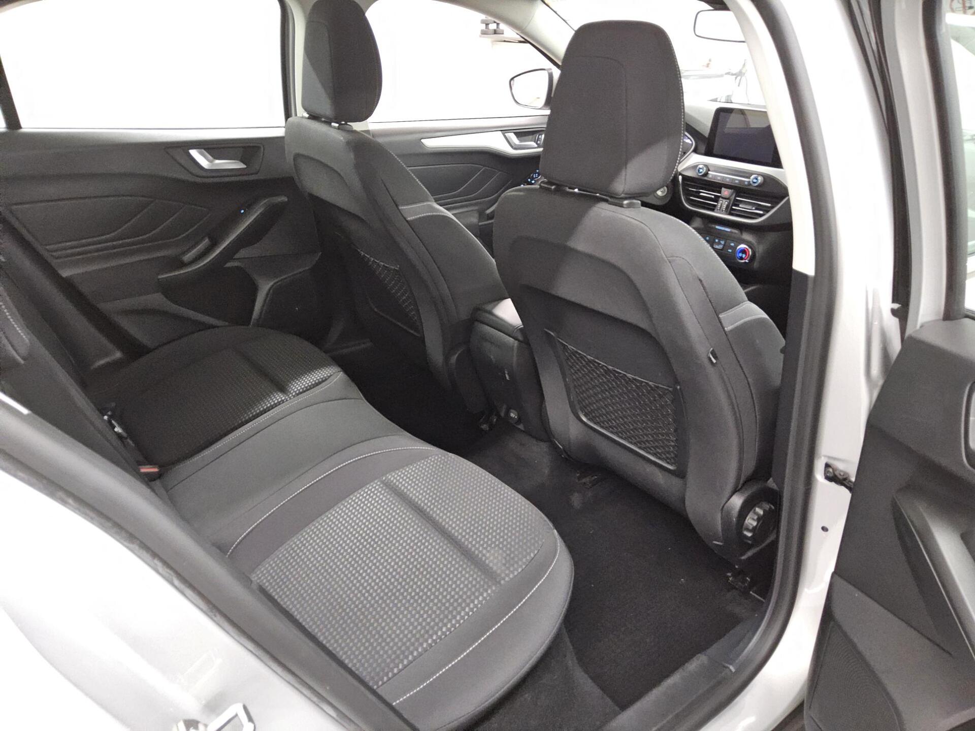 Ford Focus Turnier 1.5 EB Navi LED RFK 13