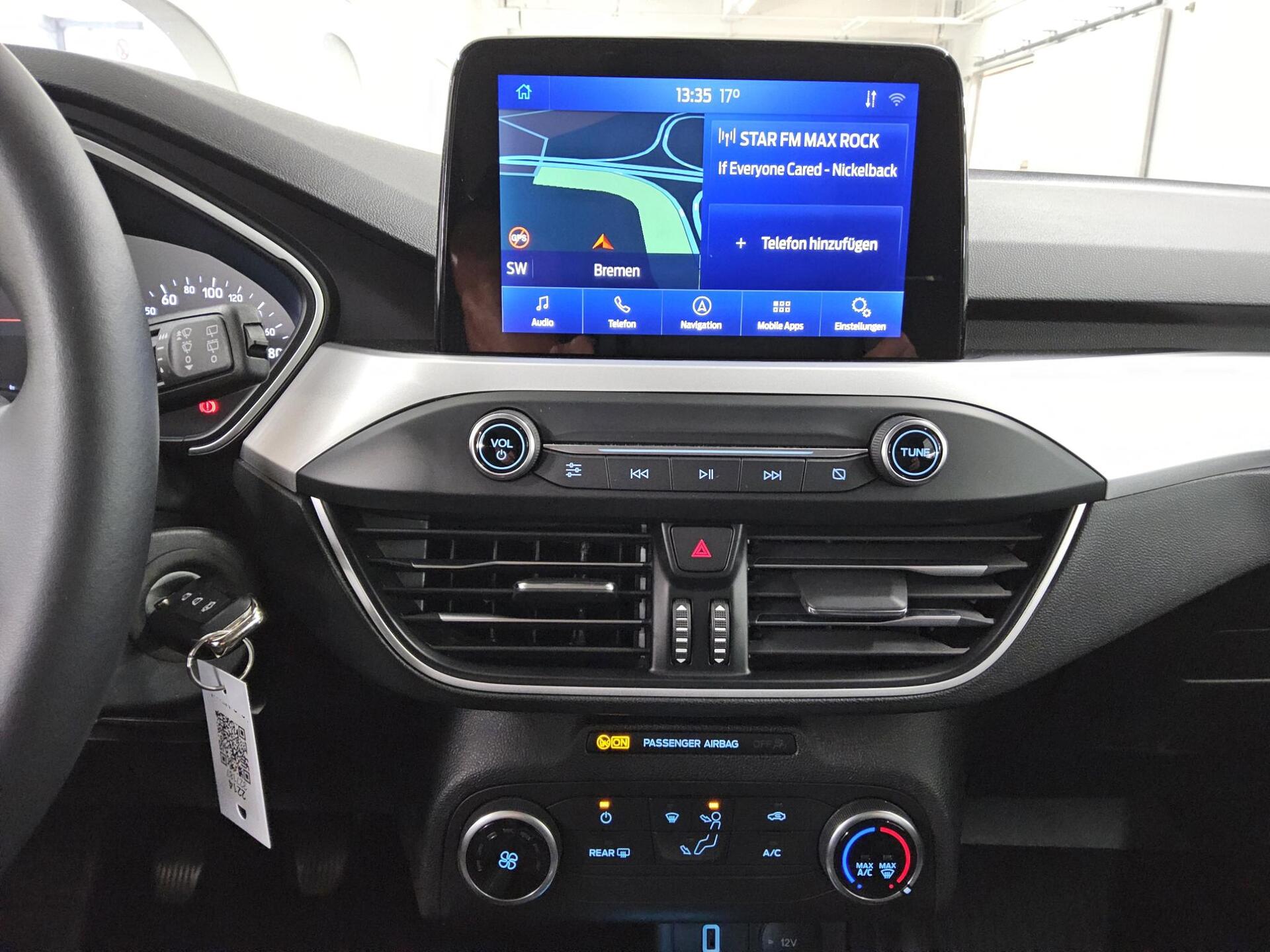 Ford Focus Turnier 1.5 EB Navi LED RFK 7