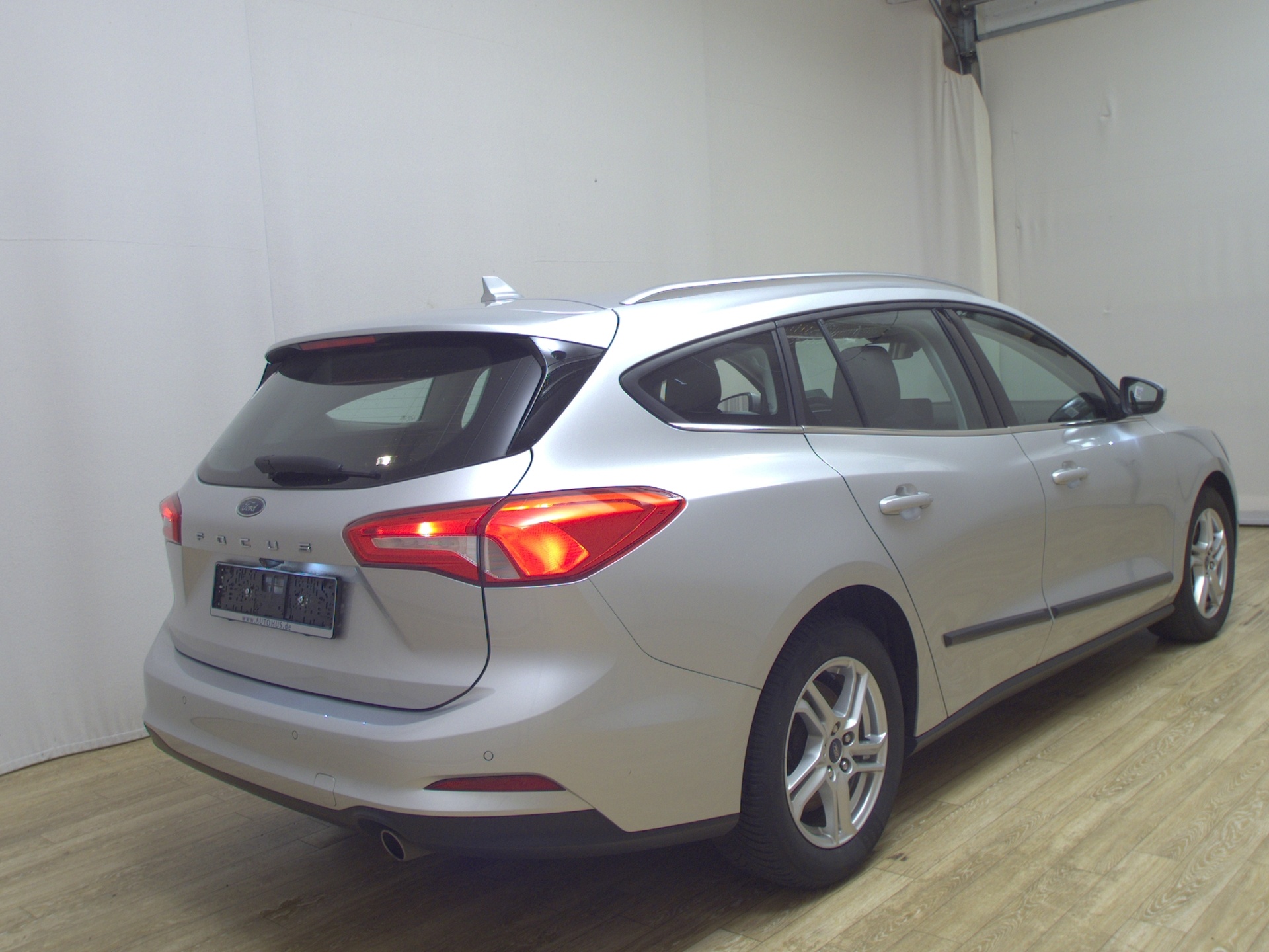 Ford Focus Turnier 1.5 EB Navi LED RFK 4