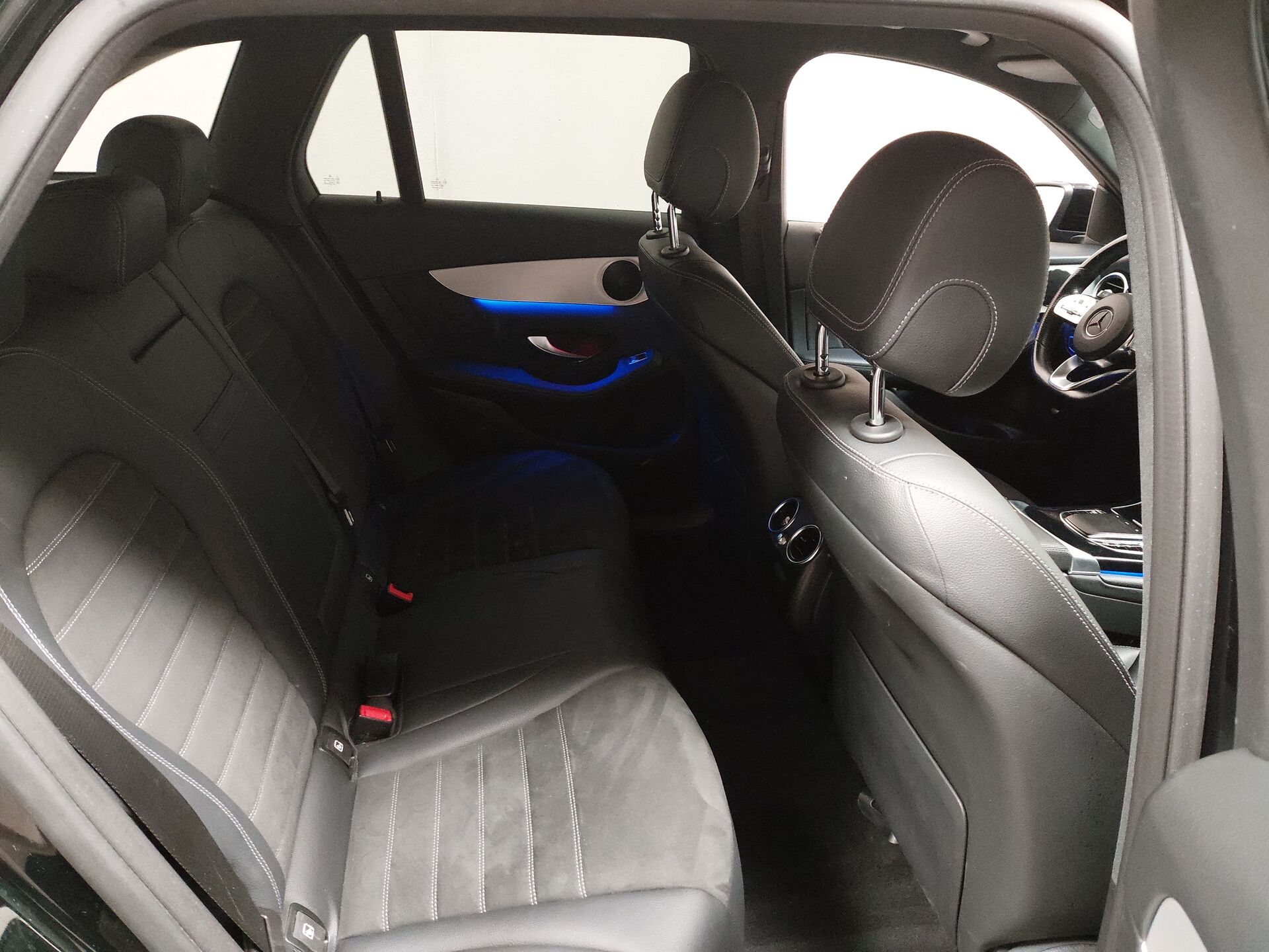 Mercedes-Benz 300 de 4M AMG-Line AMG-LINE NAVI SPORTSITZE LED RADIO 17