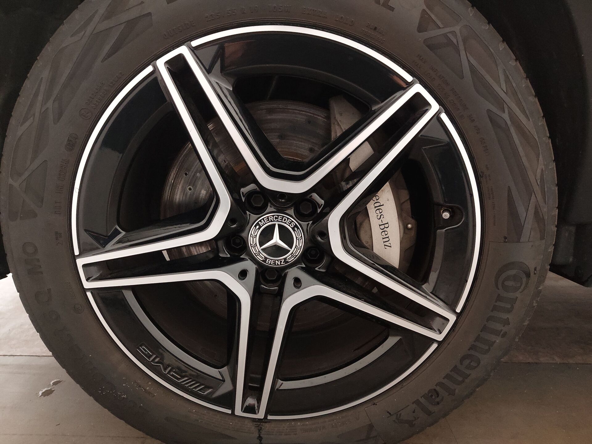 Mercedes-Benz 300 de 4M AMG-Line AMG-LINE NAVI SPORTSITZE LED RADIO 8