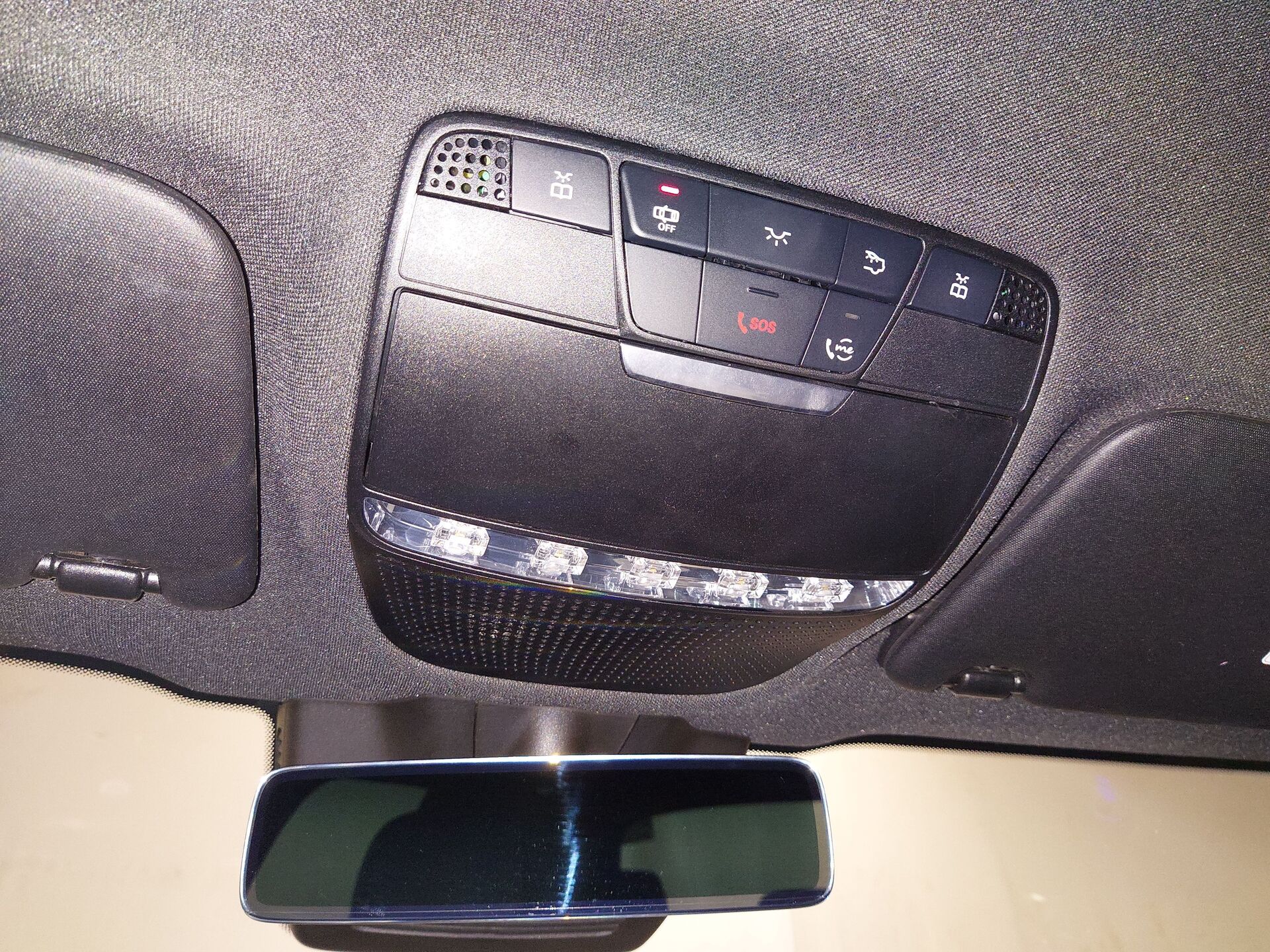 Mercedes-Benz 300 de 4M AMG-Line AMG-LINE NAVI SPORTSITZE LED RADIO 20