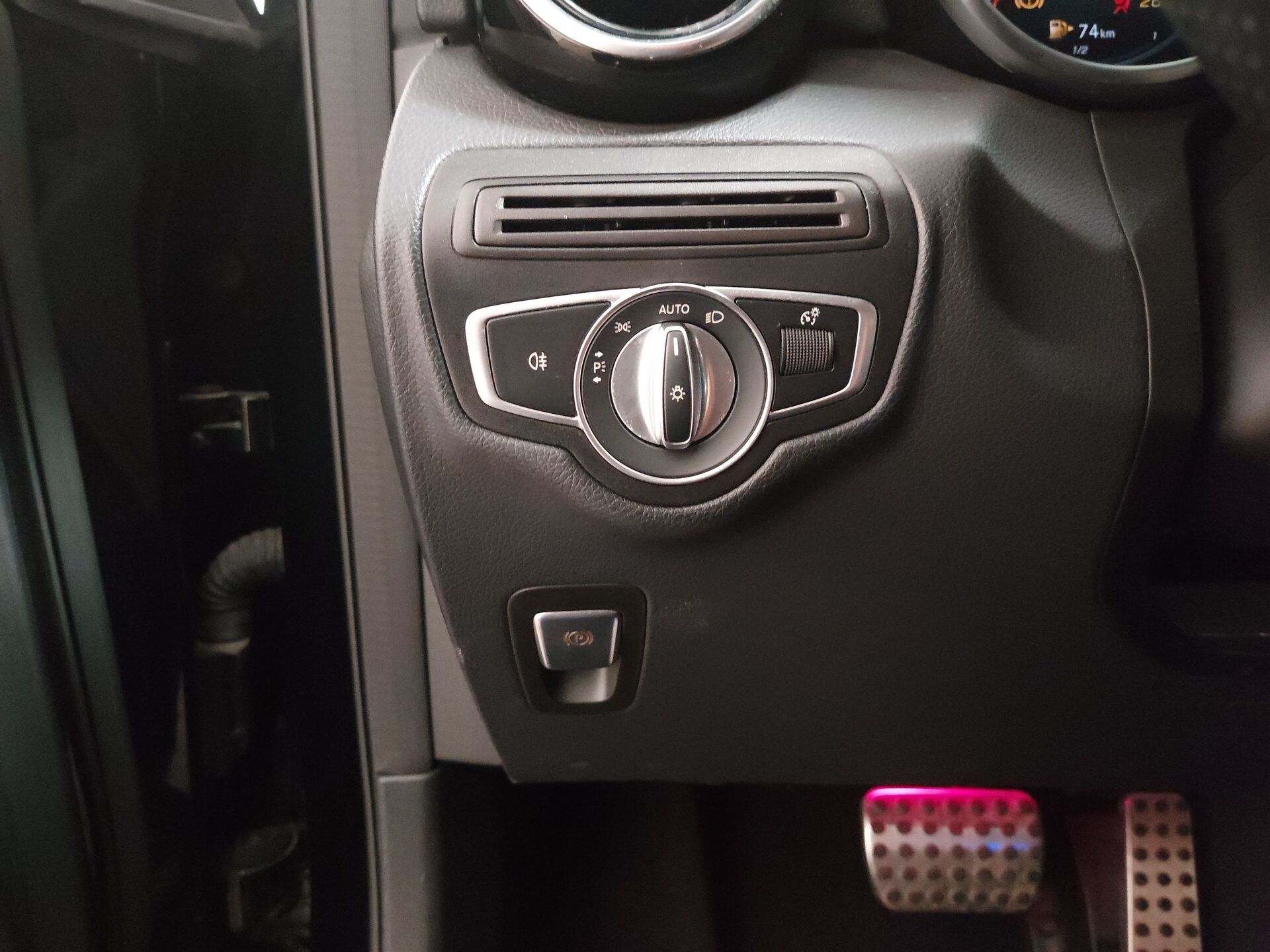 Mercedes-Benz 300 de 4M AMG-Line AMG-LINE NAVI SPORTSITZE LED RADIO 13