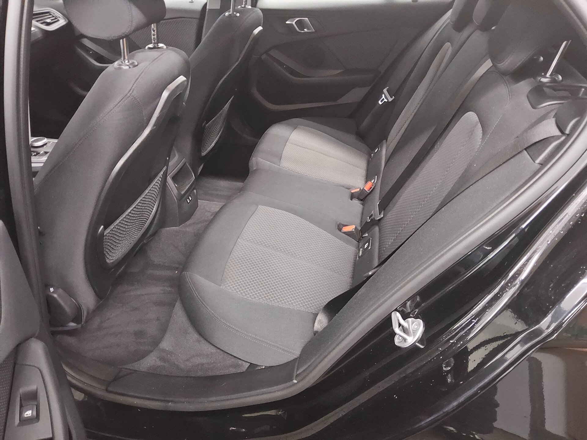 BMW 120dA Advantage Navi LED LC-Pro PDC SHZ 13