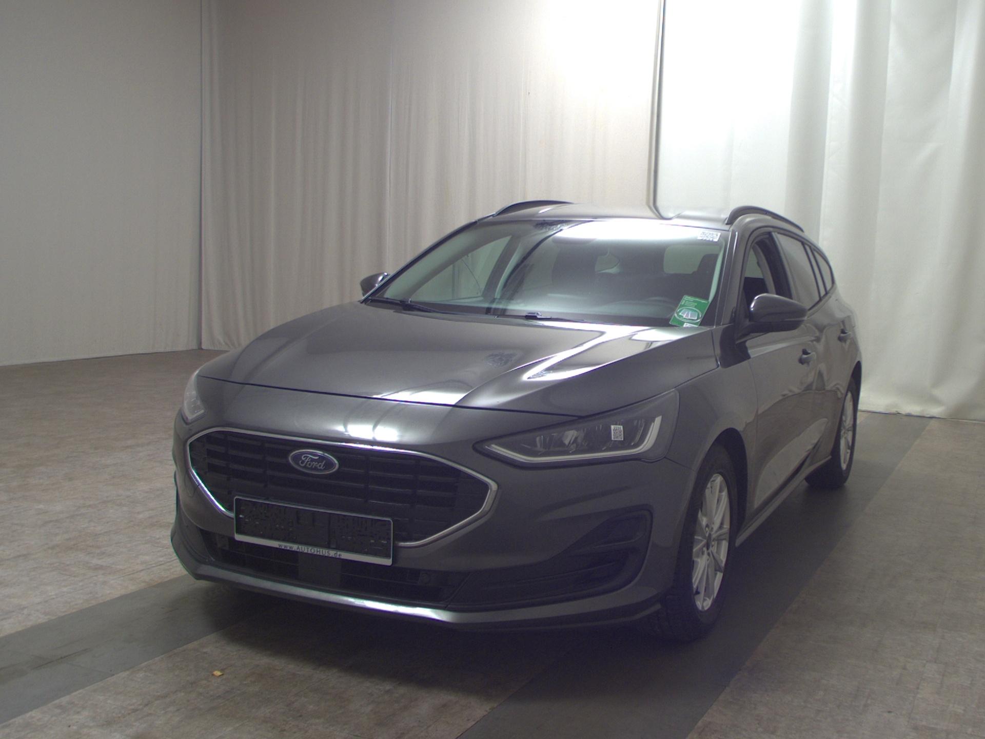 Ford Focus Turnier 1.5 EB Cool&Connect Navi LED Shz PDC 2