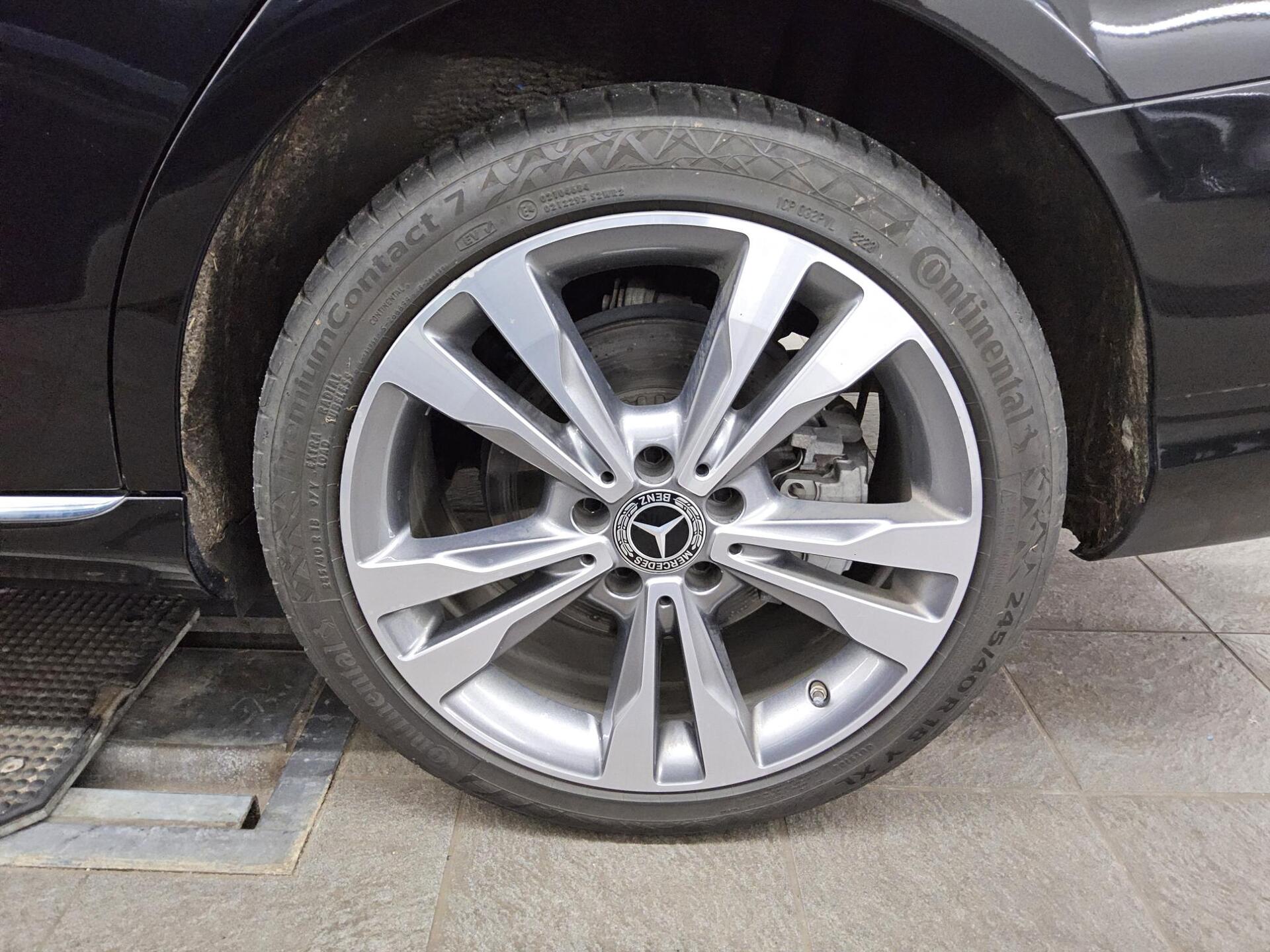 Mercedes-Benz C 300 T de Avantgarde Nav MB-LED Wides. RFK AHK 11