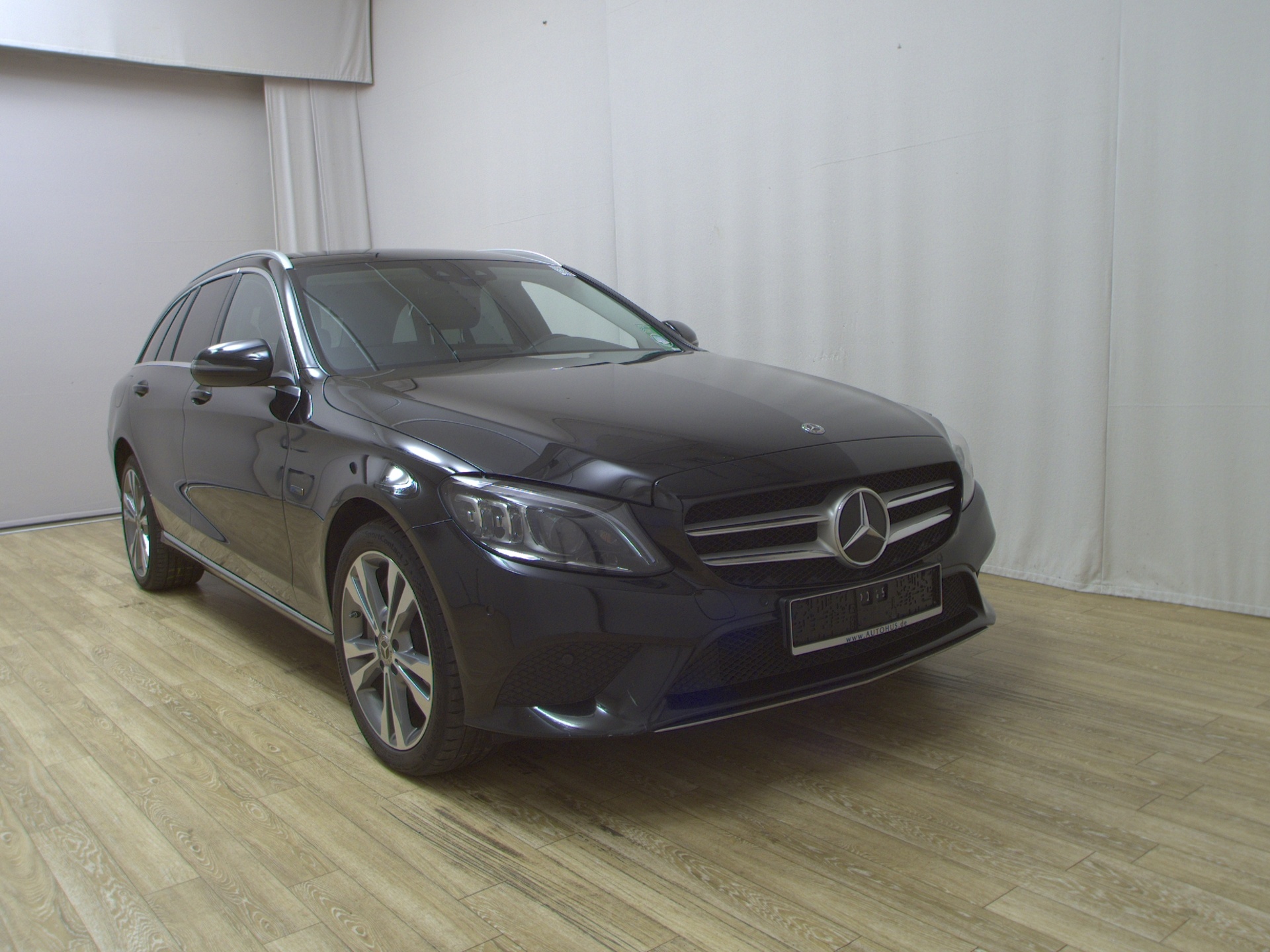 Mercedes-Benz C 300 T de Avantgarde Nav MB-LED Wides. RFK AHK 3