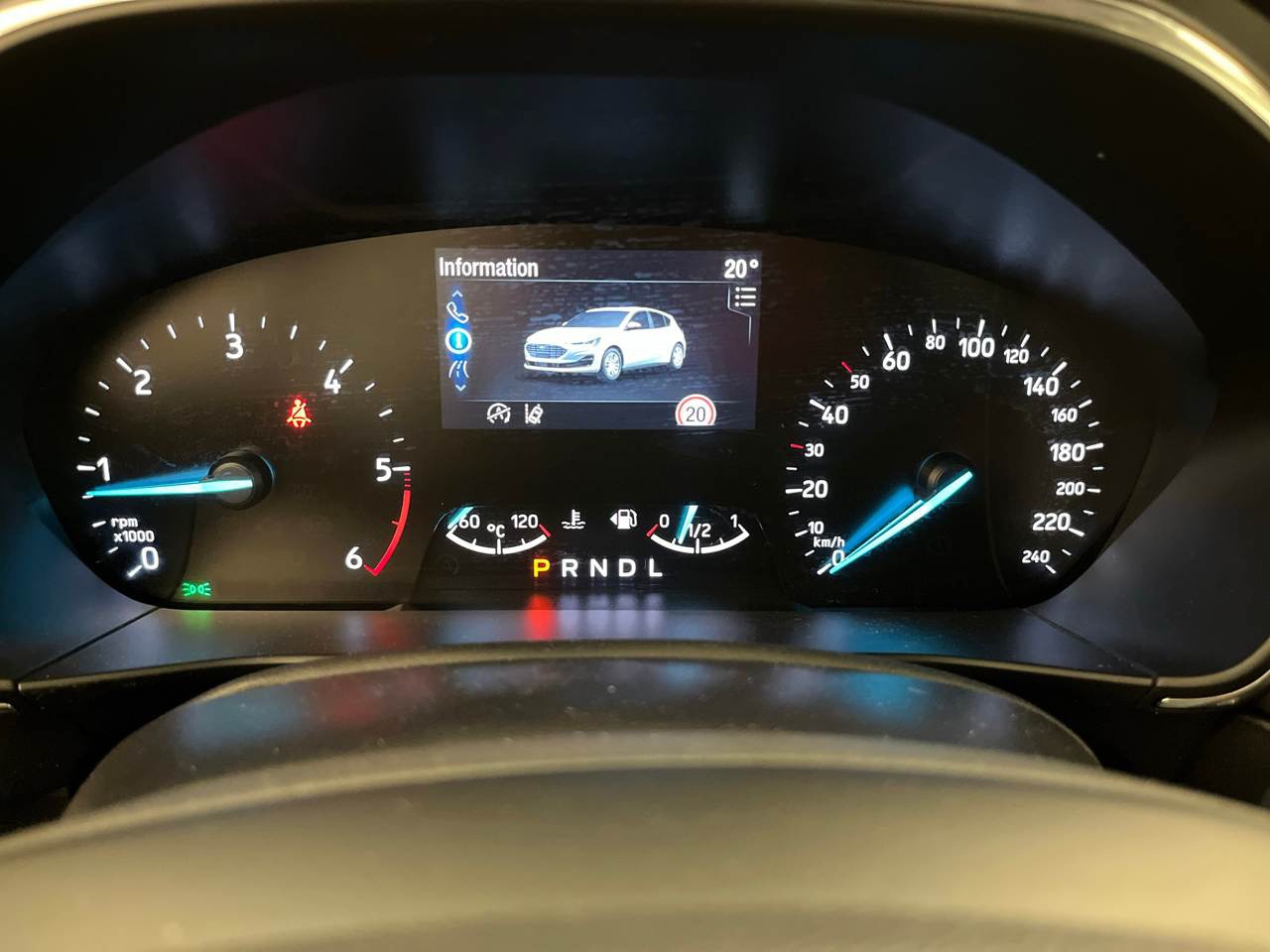 Ford Focus 1.5 EB Titanium NAVI KLIMA SPORTSITZE LED DAB 7