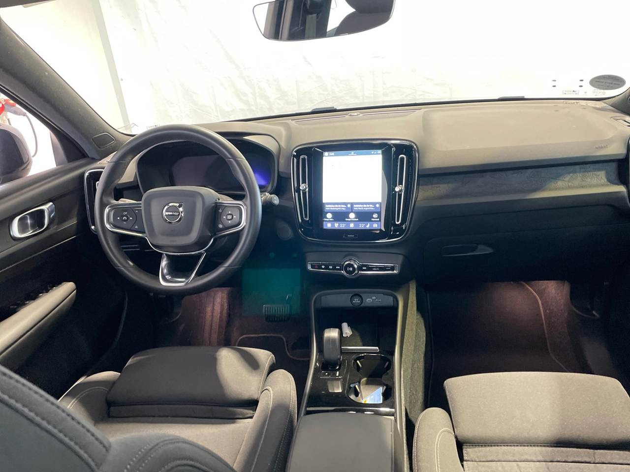 Volvo XC40 NAVI LED SHZ PDC STHZG 5