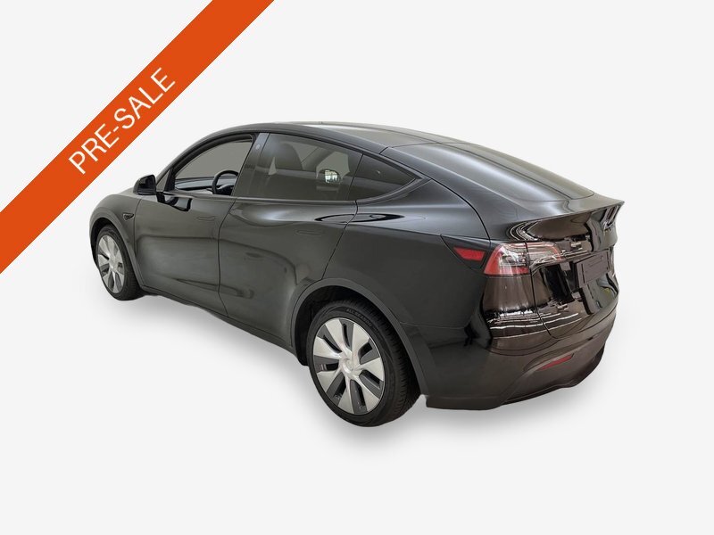 Tesla Model Y Long Range AWD LEDER NAVI LED PANO SHZ 3