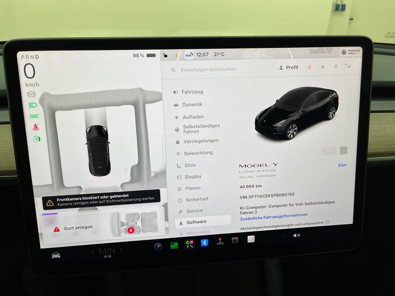 Tesla Model Y Long Range AWD LEDER NAVI LED PANO SHZ 8