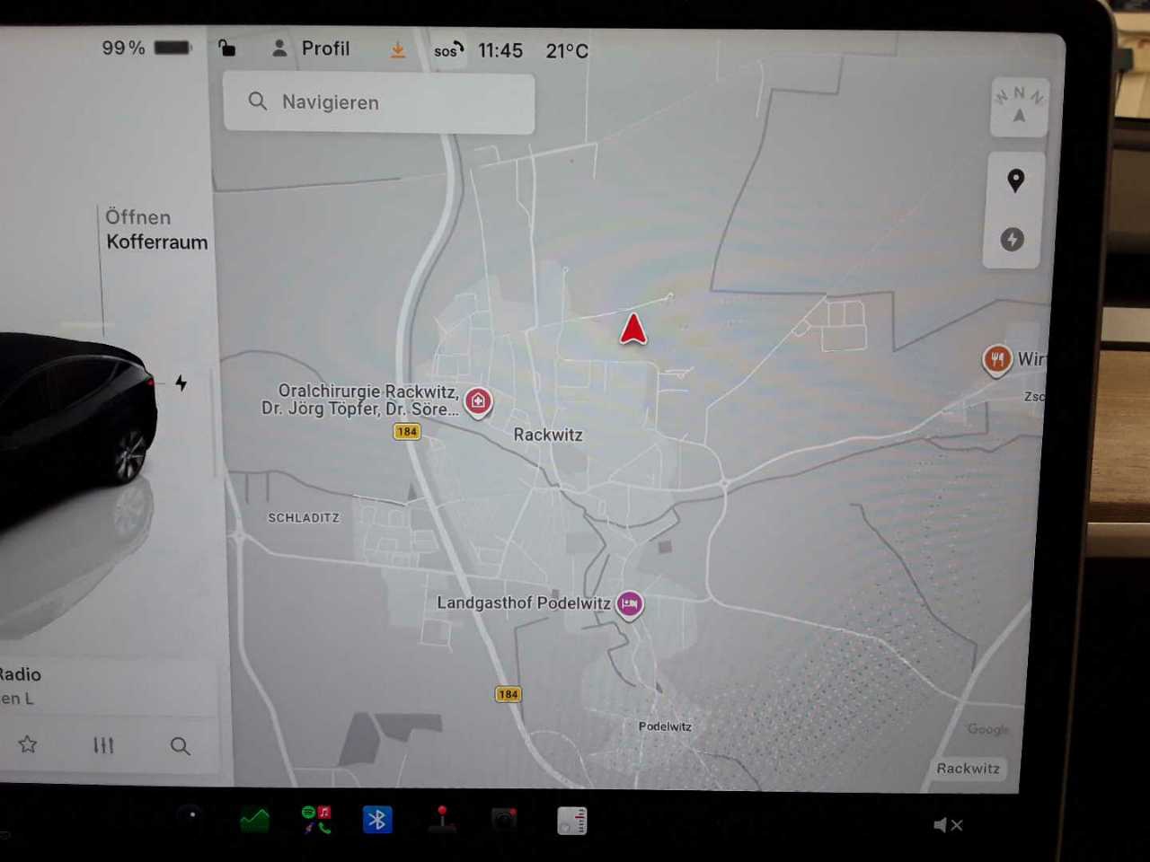 Tesla Model Y Long Range AWD LEDER NAVI LED PANO SHZ 9