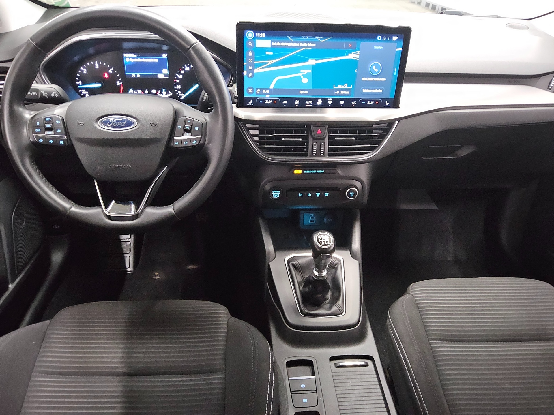 Ford Focus Turnier 1.5 EB Titanium Navi LED RfK ACC 5