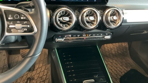 Mercedes-Benz EQB 300 4M Progressive NAVI KLIMAAUT LED PDC KAMERA 9