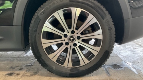 Mercedes-Benz EQB 300 4M Progressive NAVI KLIMAAUT LED PDC KAMERA 12