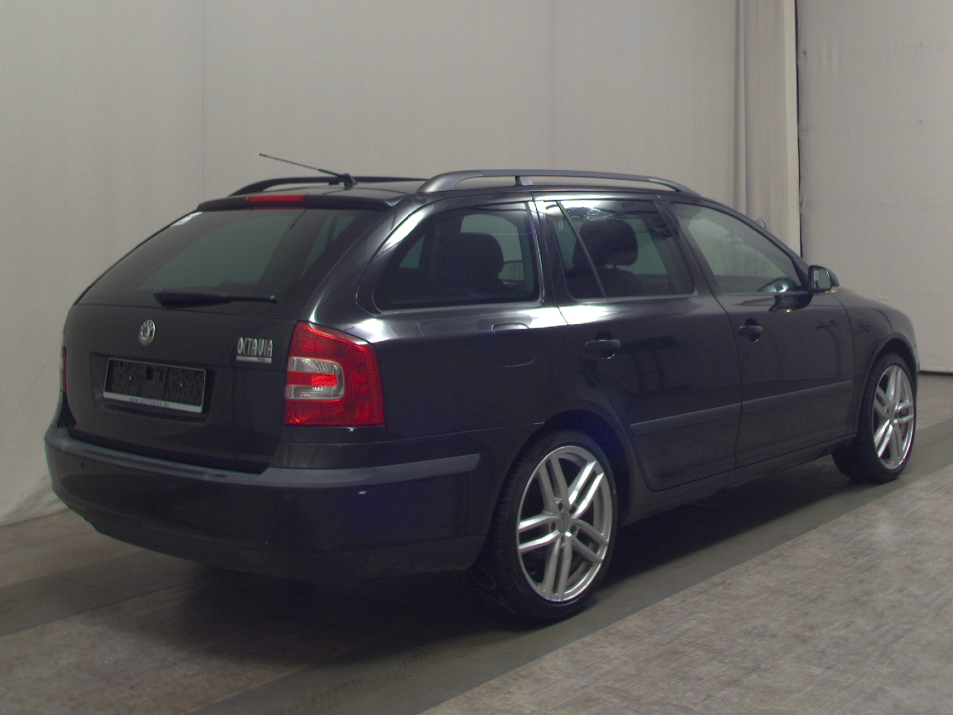 Skoda Octavia Kombi 2.0 TDI Elegance T-Leder Xenon GSD 4