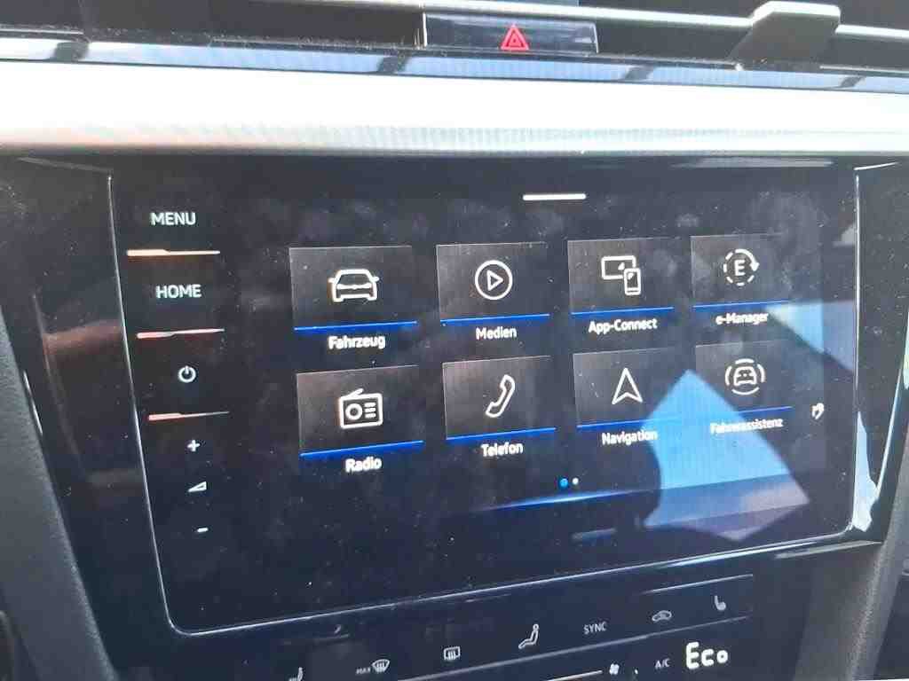 Volkswagen Arteon SB 1.4 TSI e Elegance NAVI SHZ ACC AHK DC 7
